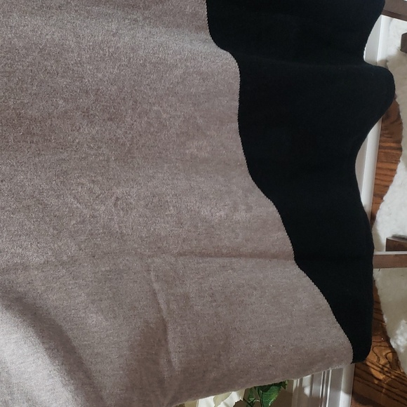 Nwt 1X Aaeda sweater gray white black - Picture 11 of 11